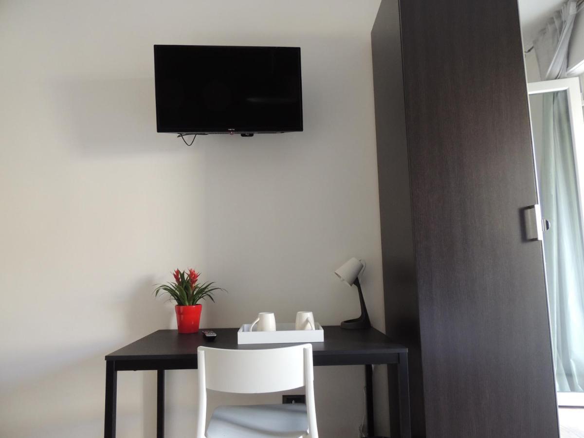 Апартаменти Appa49 Vicino Ospedale Borgo Roma, Fiera E Univr Верона Екстер'єр фото