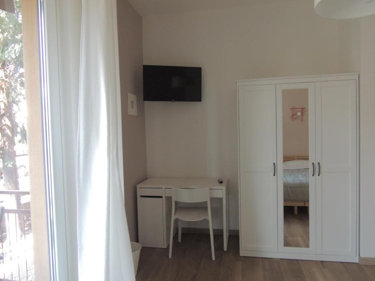 Апартаменти Appa49 Vicino Ospedale Borgo Roma, Fiera E Univr Верона Екстер'єр фото