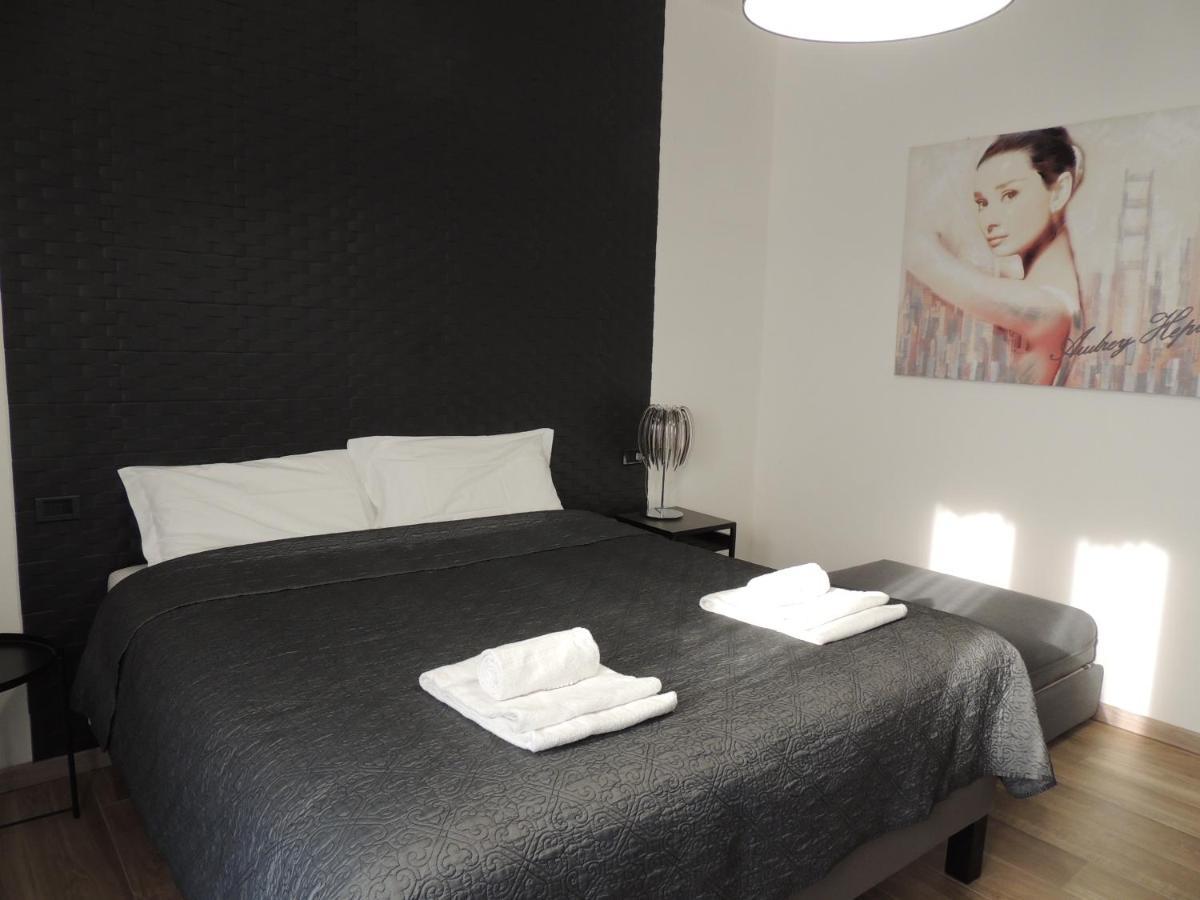 Апартаменти Appa49 Vicino Ospedale Borgo Roma, Fiera E Univr Верона Екстер'єр фото